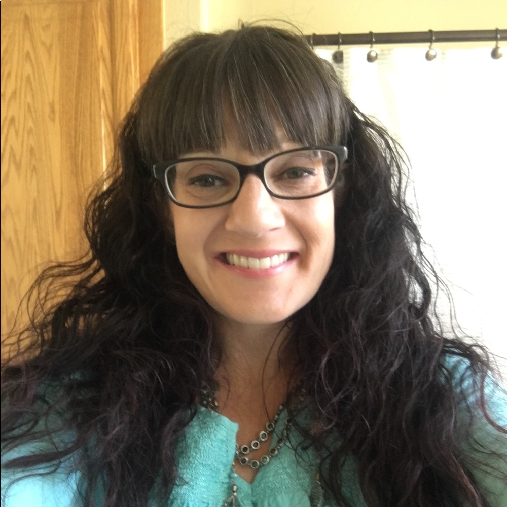 Meet your Posher, Christina